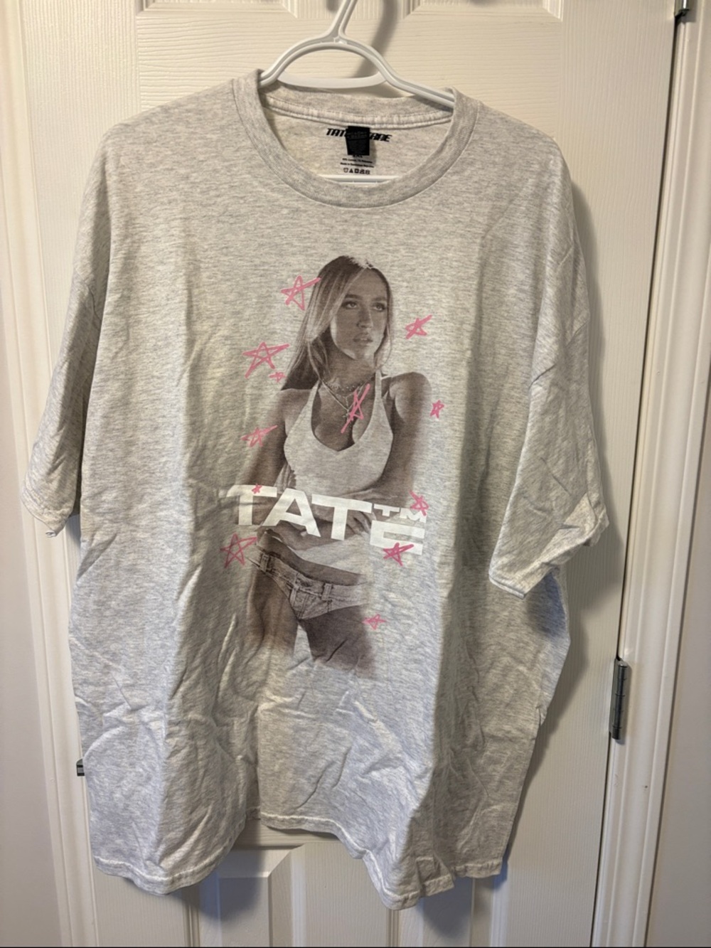Tate McRae — Heather Gray & Pink
